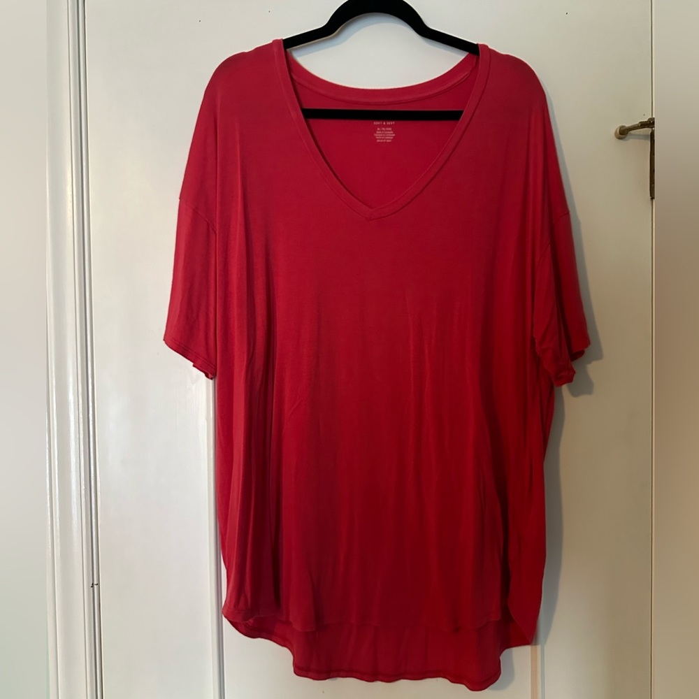 American Eagle Soft + Sexy Pink V-Neck Shirt
